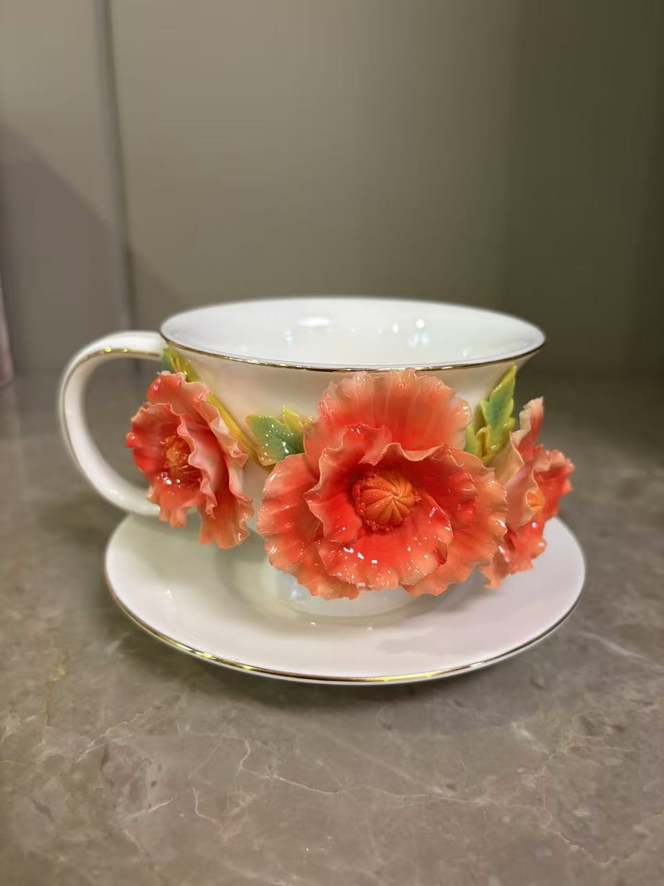 Poppy’s Bloom|Wake up your August with the elegance of the Poppy.