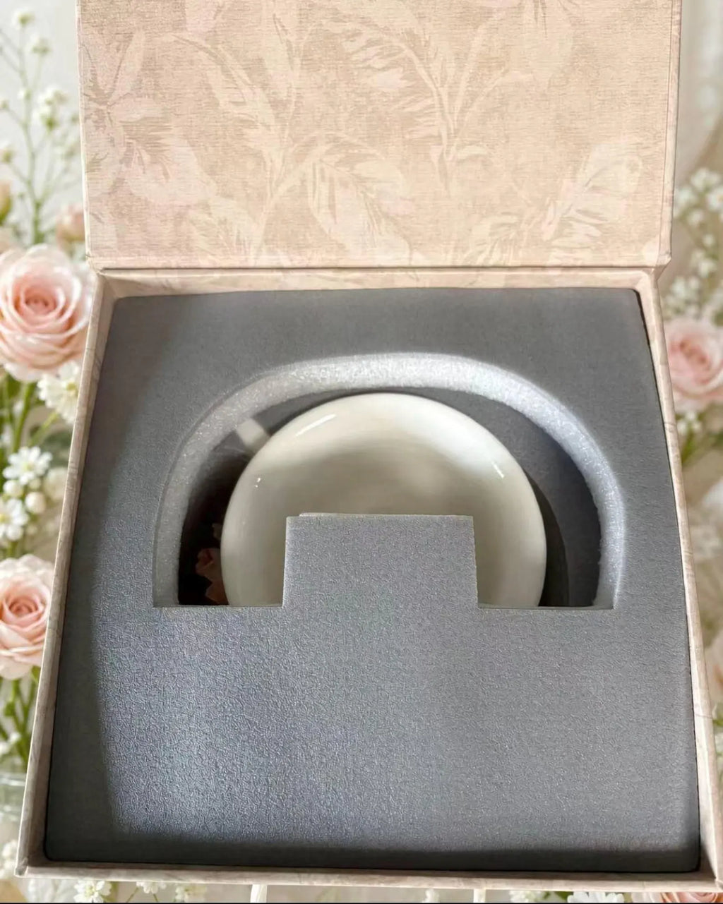 Rose’s Bloom | A Hand-Sculpted Porcelain Gift for Moments of Love